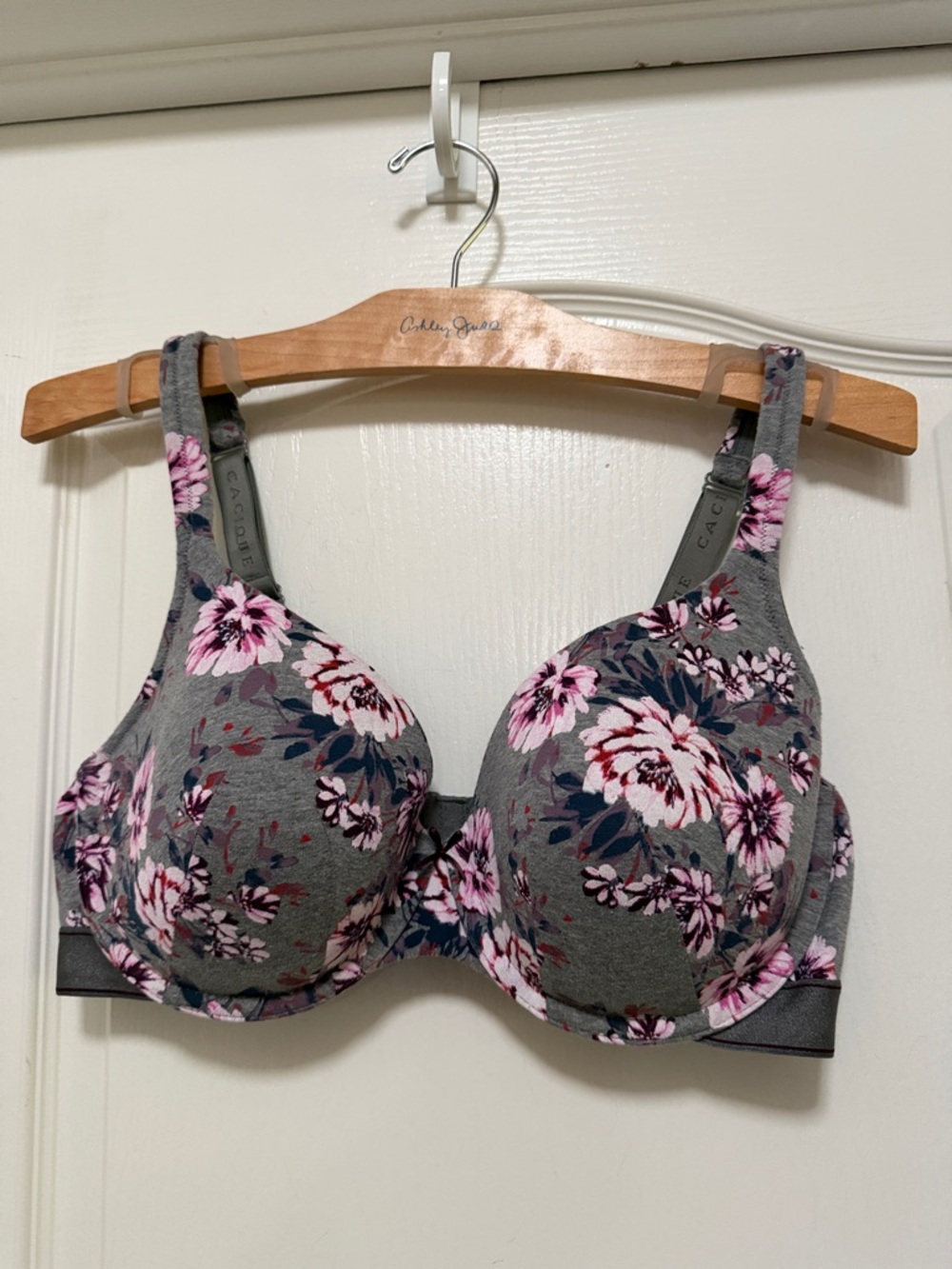 Lane Bryant Cacique lightly lined tshirt bra size 38DD Cotton underwire